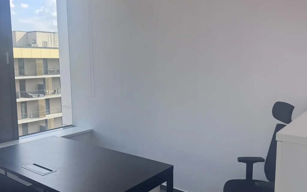 BM-CONSTRUM referencia: BudaPart CORSO 7. emeleti irodai festés és felületképzés - festési és felületképzési kivitelezés, 10. kép.